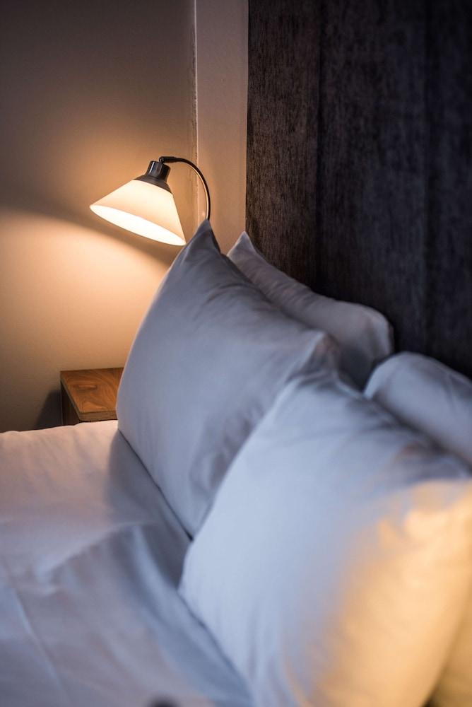 The Townhouse 3* Chester