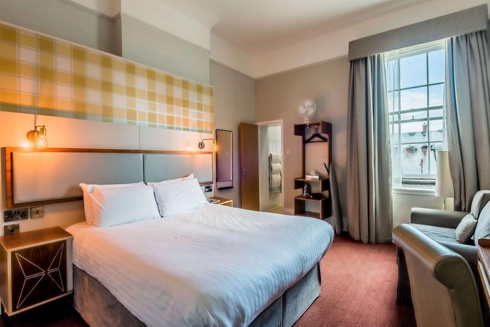 The Townhouse Hotel 3*